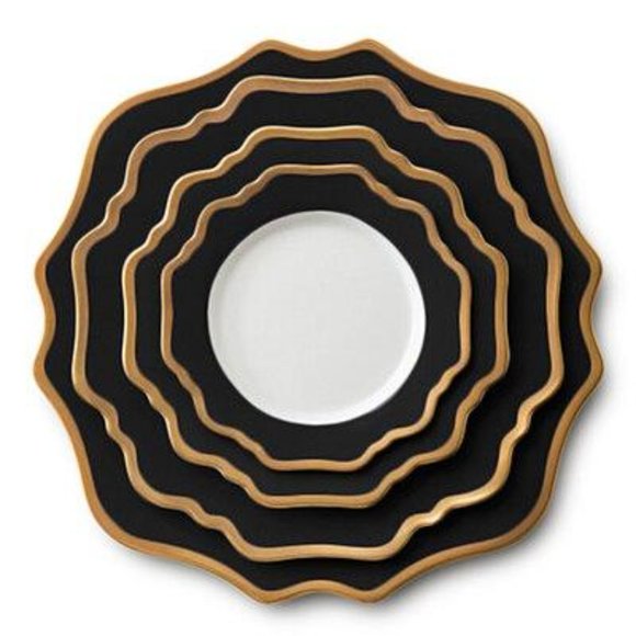 Luxury Flower Dinner Plate Set - Picture 6 of 15